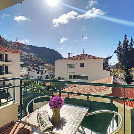 Sea N' Sun Apartment By Lovelystay Ribeira Brava Extérieur photo