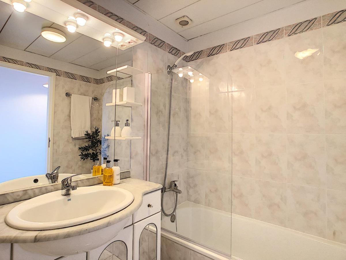 Sea N' Sun Apartment By Lovelystay Ribeira Brava Extérieur photo