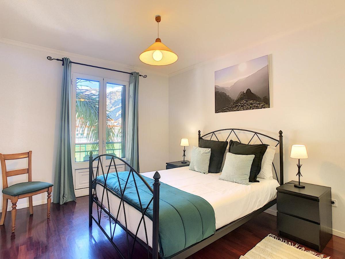Sea N' Sun Apartment By Lovelystay Ribeira Brava Extérieur photo